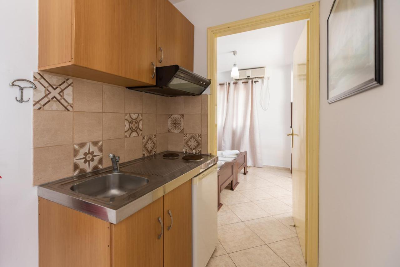 Fársa Alicia Studios المظهر الخارجي الصورة
