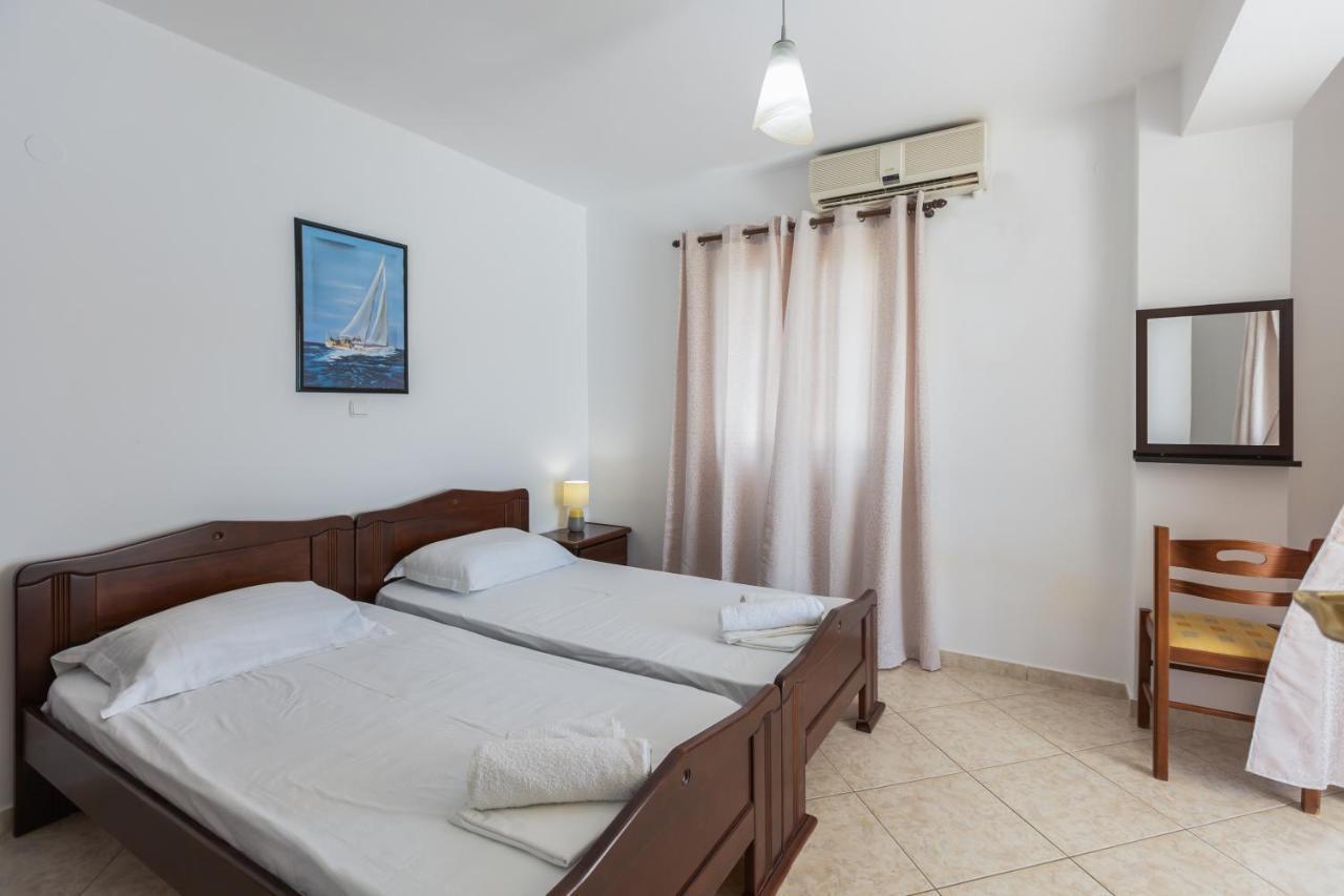 Fársa Alicia Studios المظهر الخارجي الصورة